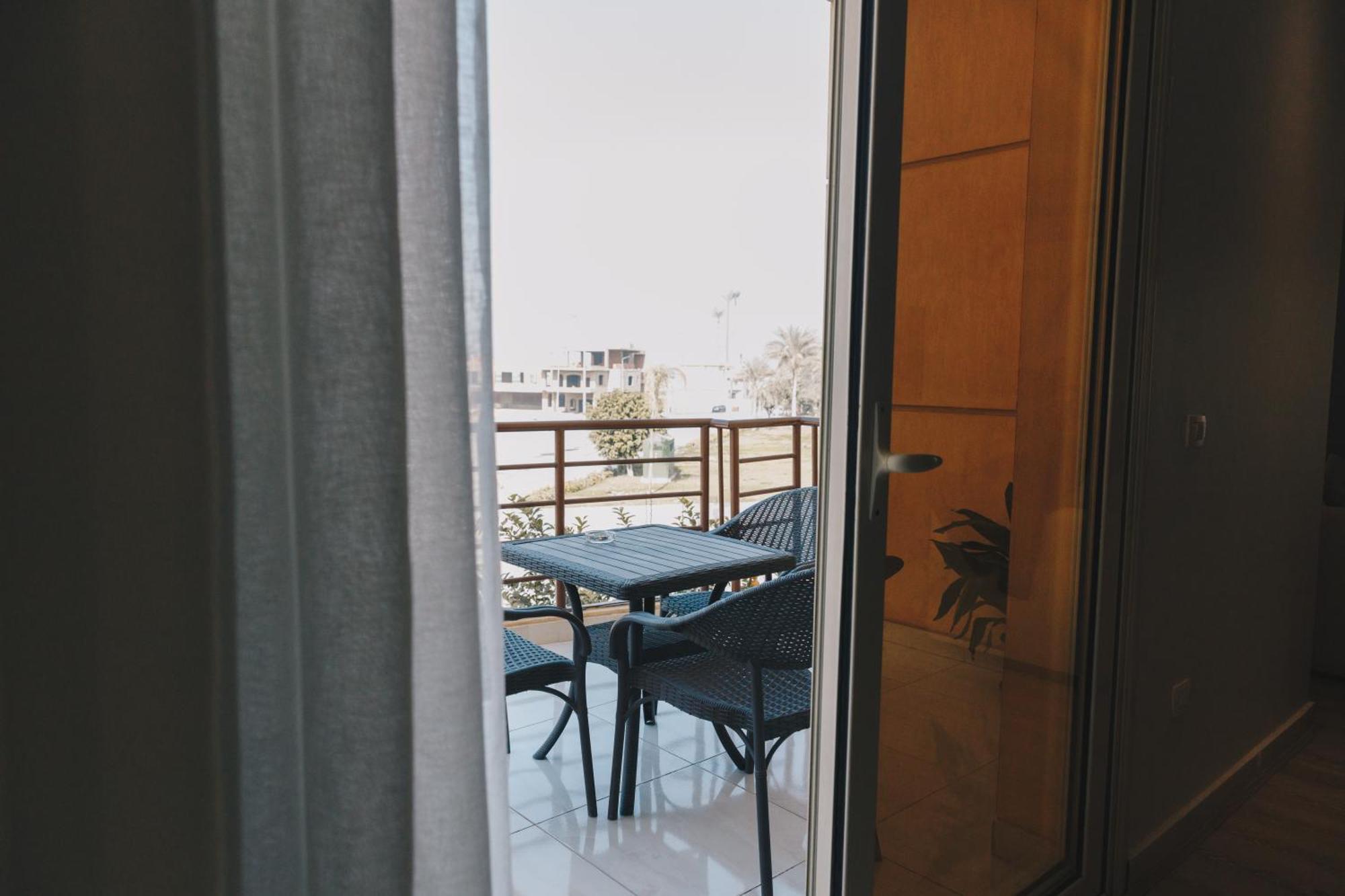 The Seven Six Near Waterway 5A Mall By Elegant Cairo Exterior photo
